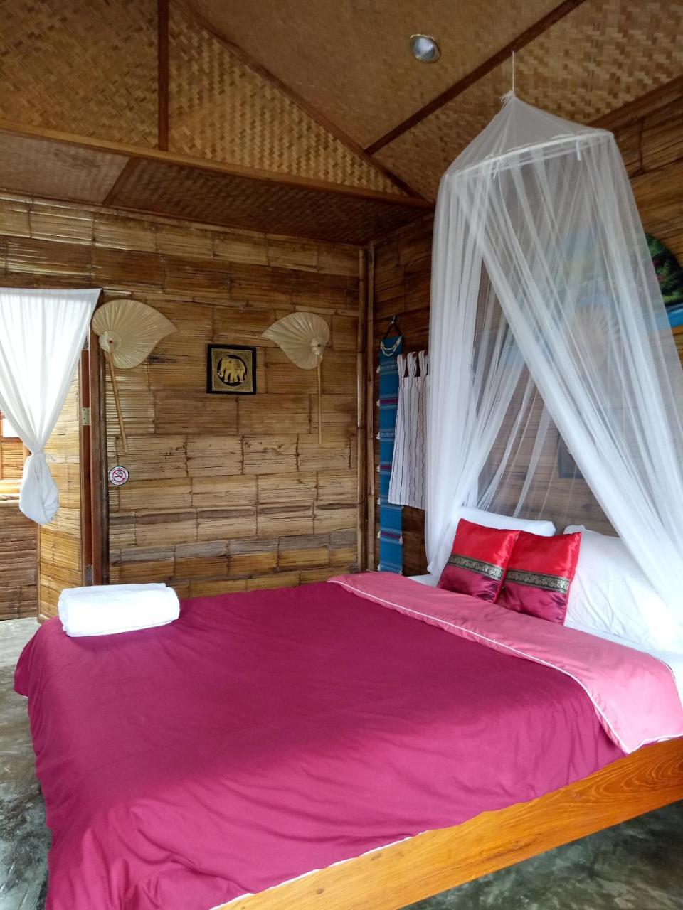 Tulip Resort Pai Bagian luar foto